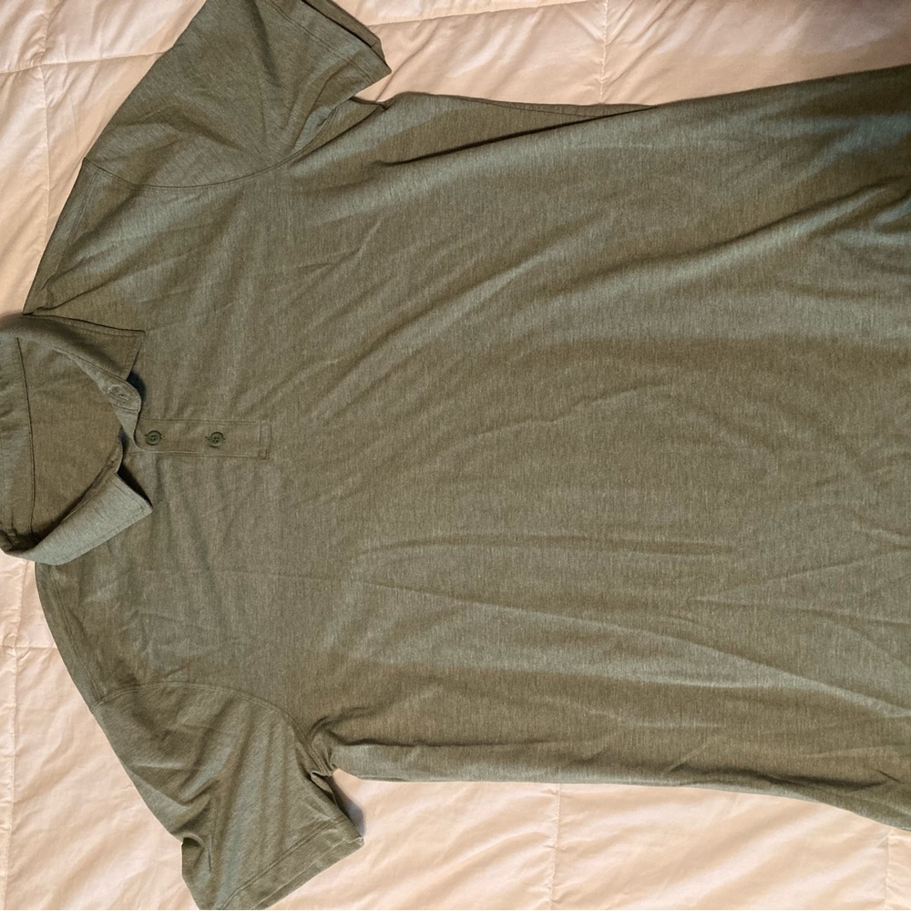 Lululemon Large green polo